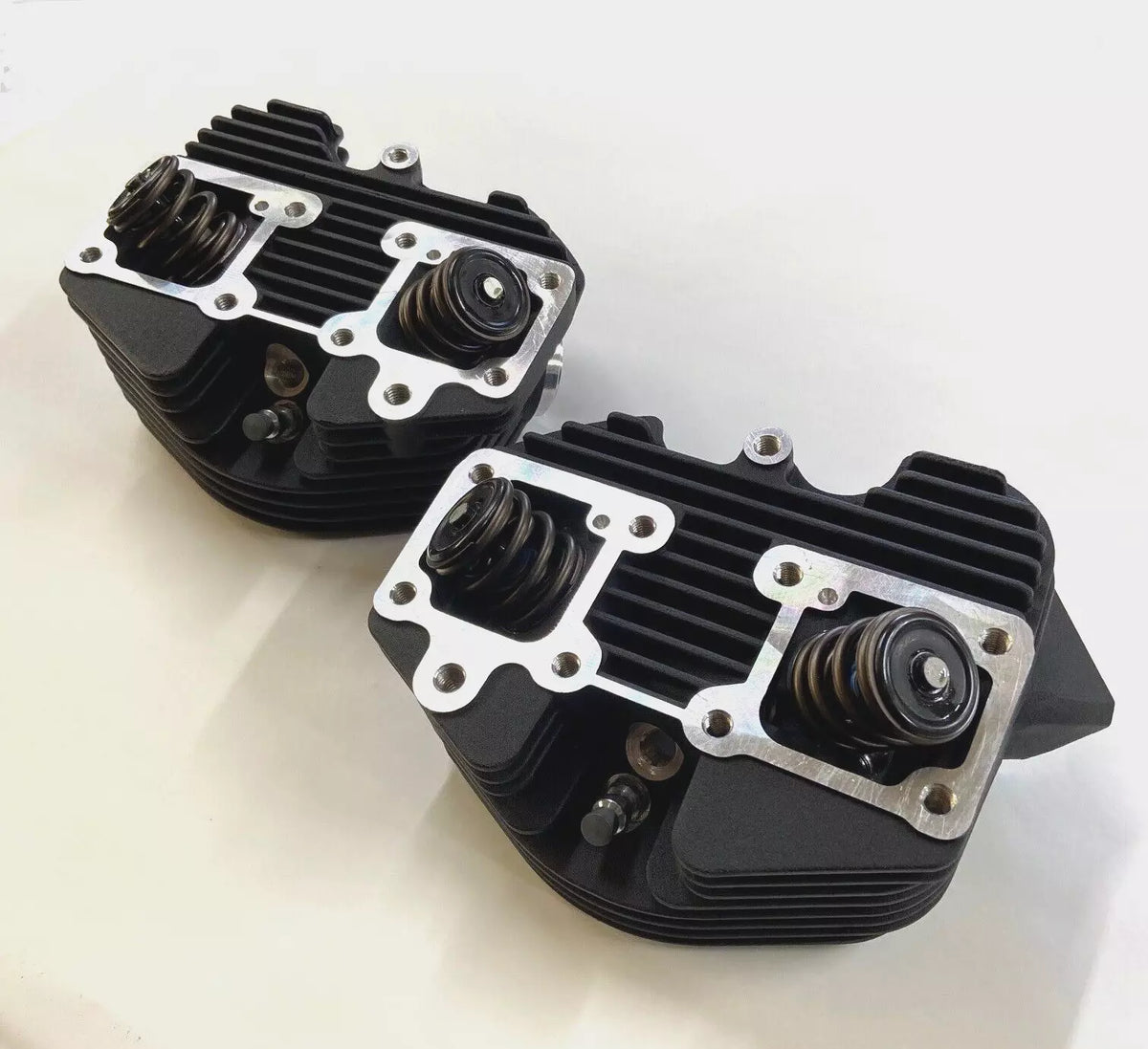 Replacement Black Shovelhead Cylinder Head Set for Harley Shovelheads ...